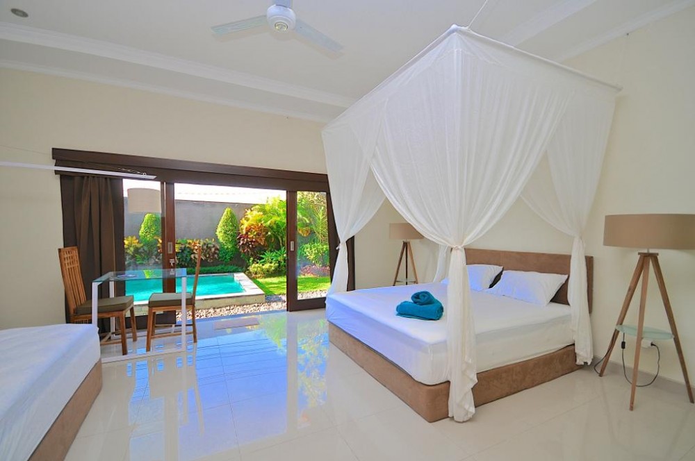 beautiful villa for rent in berawa canggu ( price is for 35 months rental )