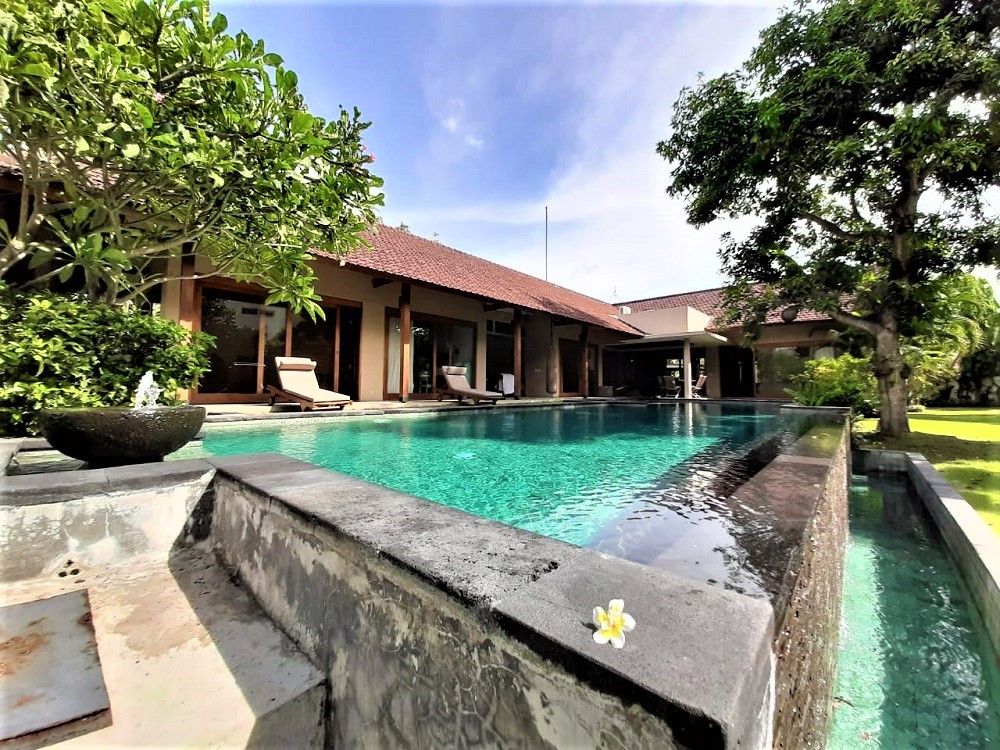 Spacious Garden Villa in Sanur for Sale