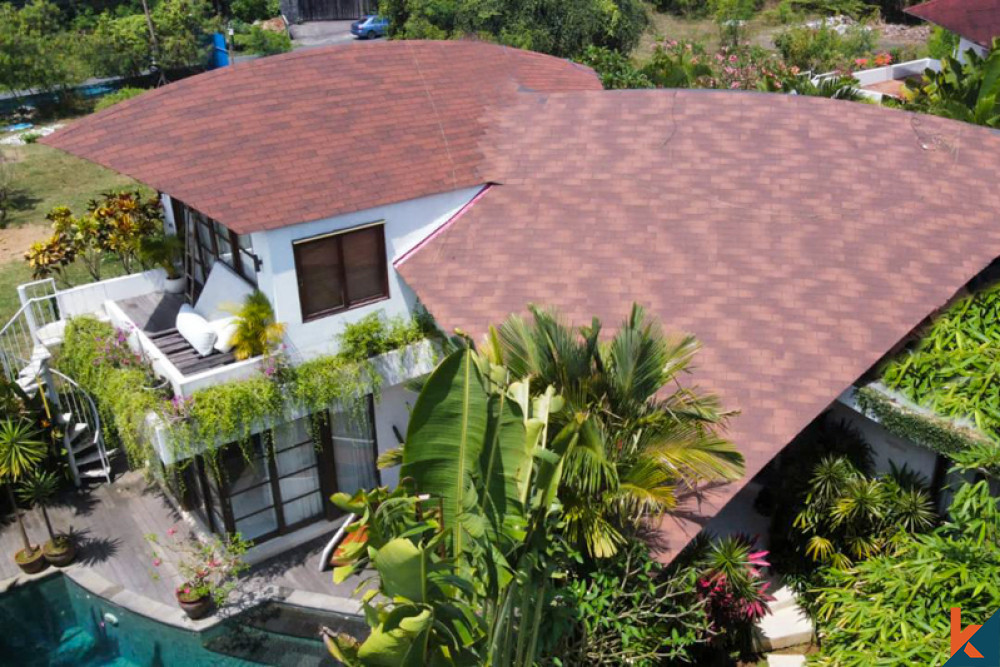 Villa Kompleks Tiga Kamar Tidur yang Indah Dijual di Umalas