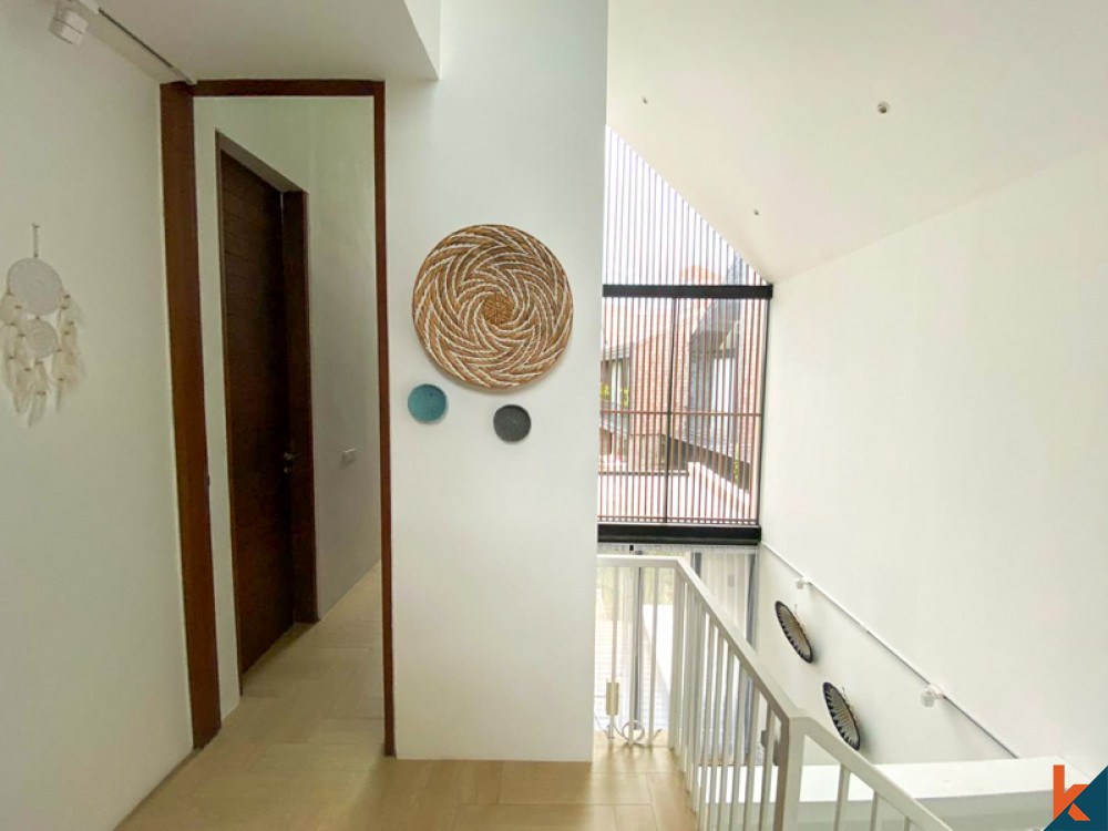 Dijual Villa 3 Kamar Tidur Minimalis Modern di Berawa