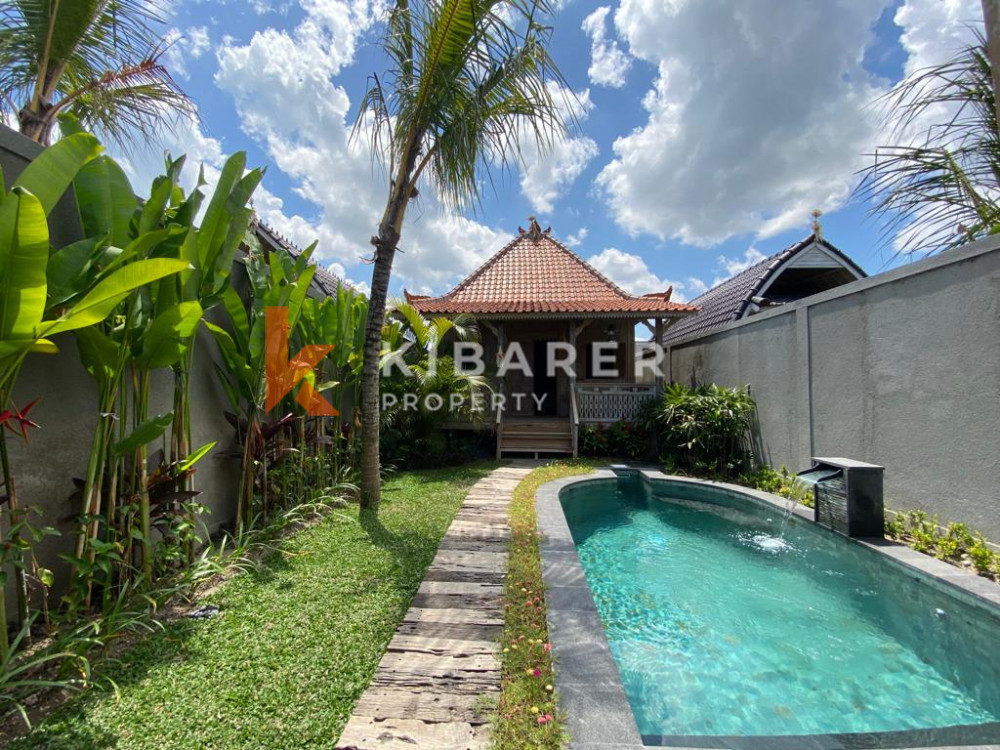 Luxurious Five Bedrooms Freehold Villa for Sale in Canggu