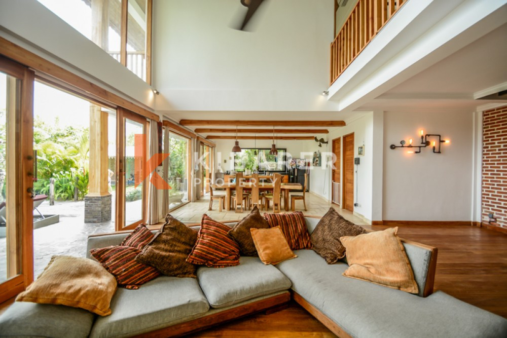 Incroyable vue sur l'océan Villa fermée de quatre chambres à coucher à Ungasan