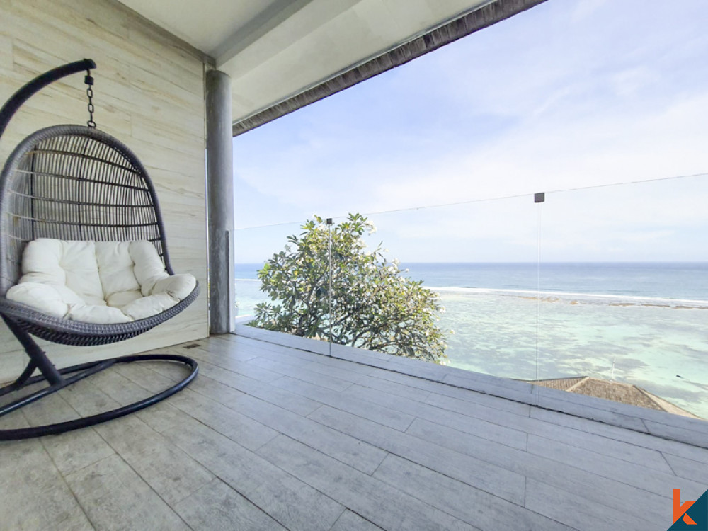 Amazing Ocean View Clifftop Villa With Private Beach in Nusa Dua