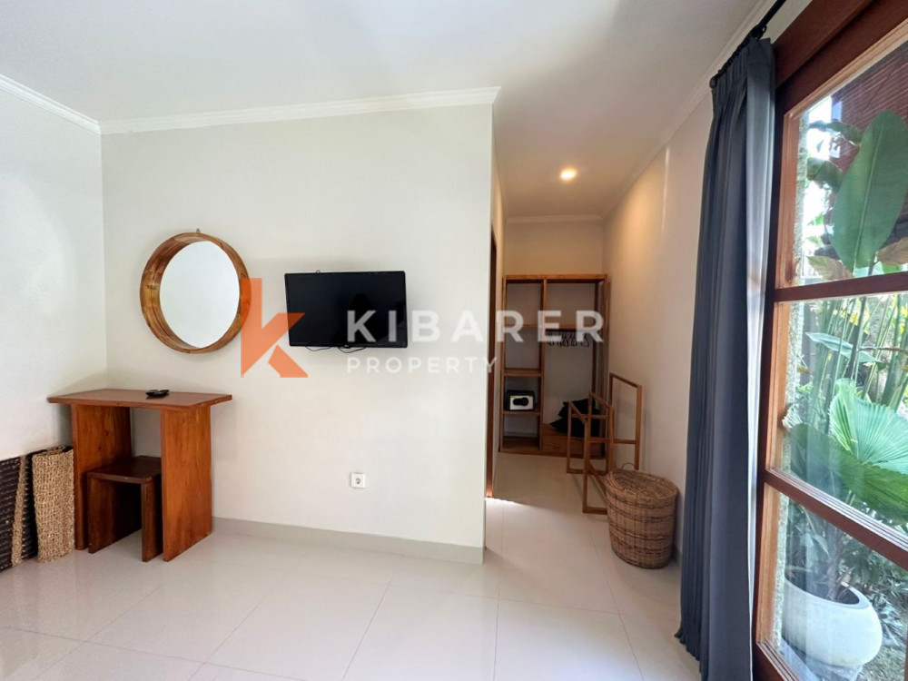 Cozy Three Bedroom Open Living Villa Nestled in Berawa