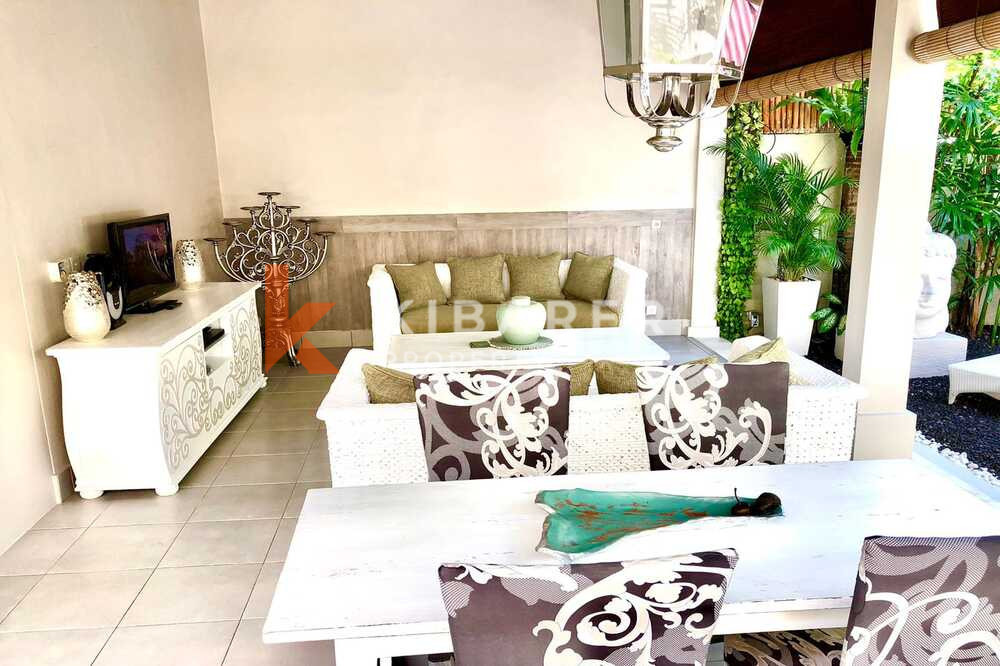 Wonderful Two Bedroom Open Living Villa Located in Oberoi