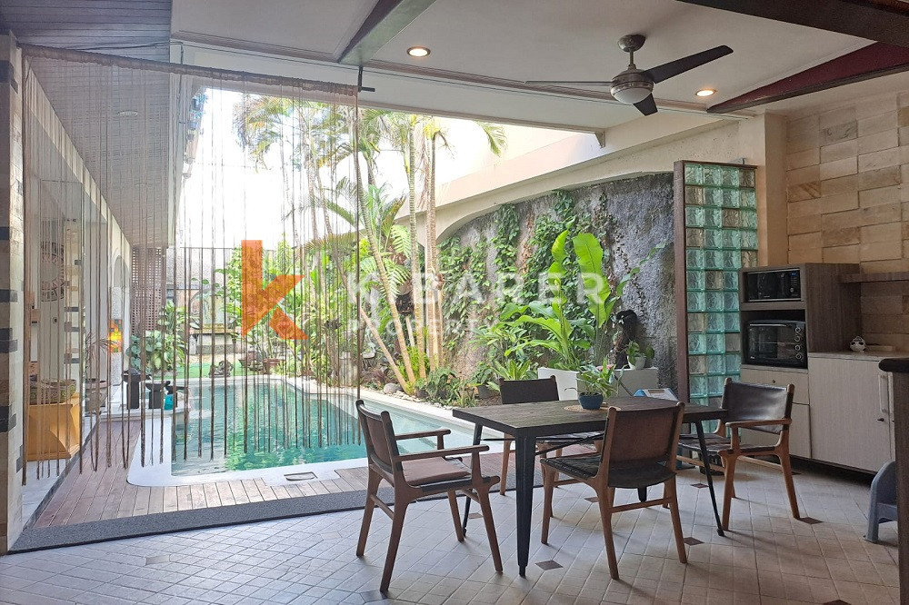 Villa accueillante de deux chambres avec jardin sur le toit à Sanur (LOCATION MINIMUM 3 ANS)