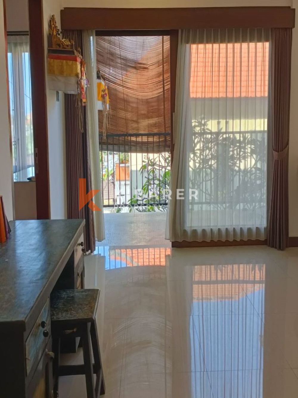 Three Bedroom Enclosed Living House in Denpasar