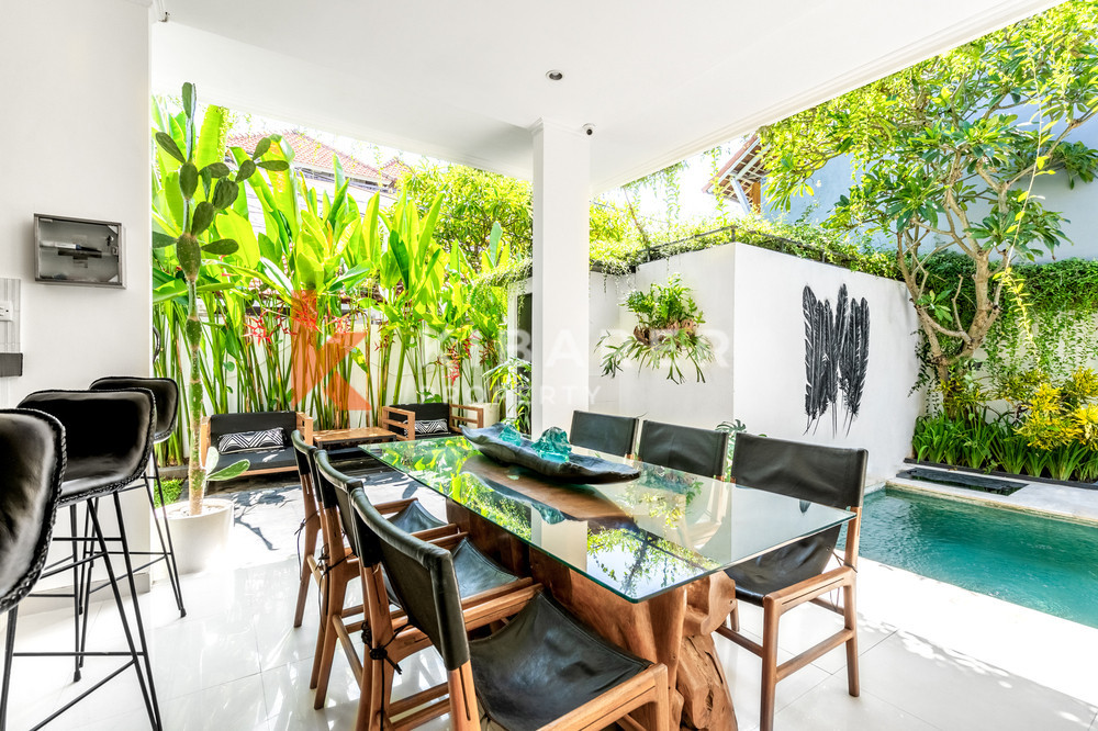 Superbe villa scandinave de trois chambres avec salon ouvert à Canggu