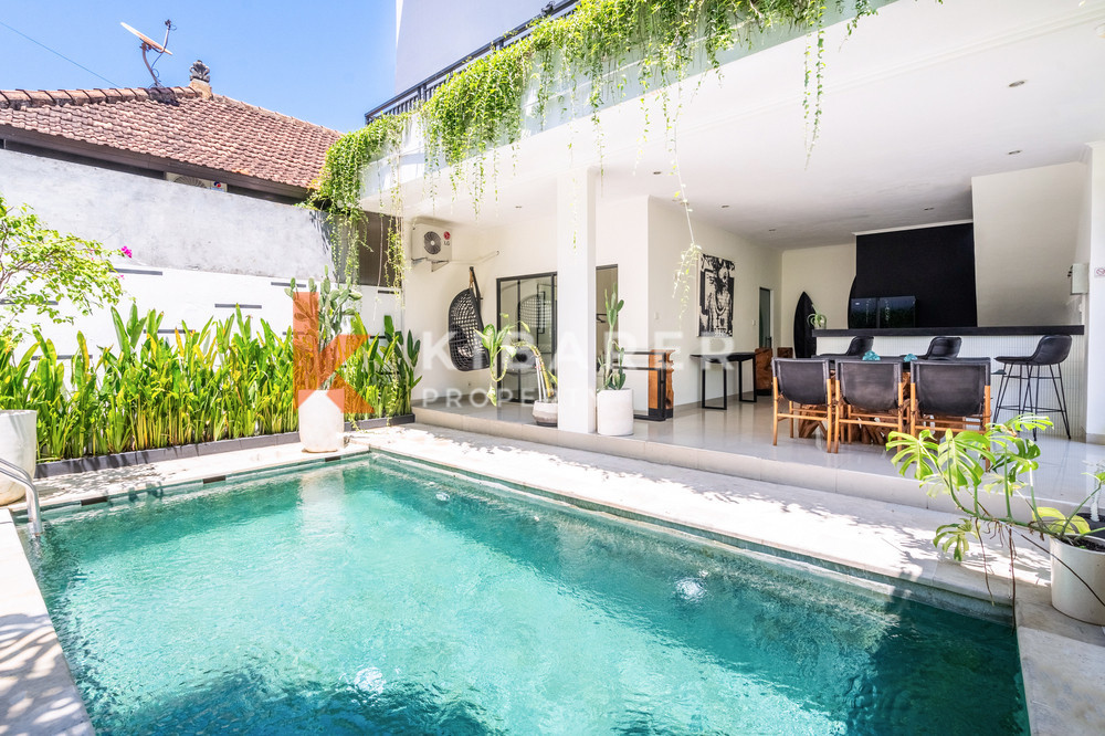 Superbe villa scandinave de trois chambres avec salon ouvert à Canggu