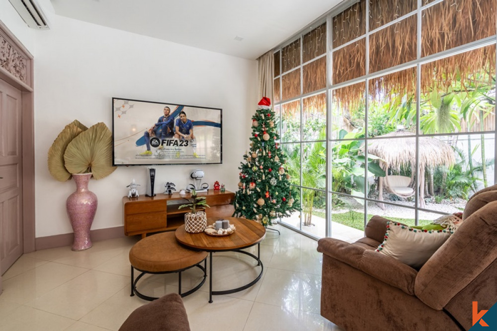 BEAUTIFUL AND COZY 2-BEDROOM VILLA IN KEROBOKAN - QUICK SALE!