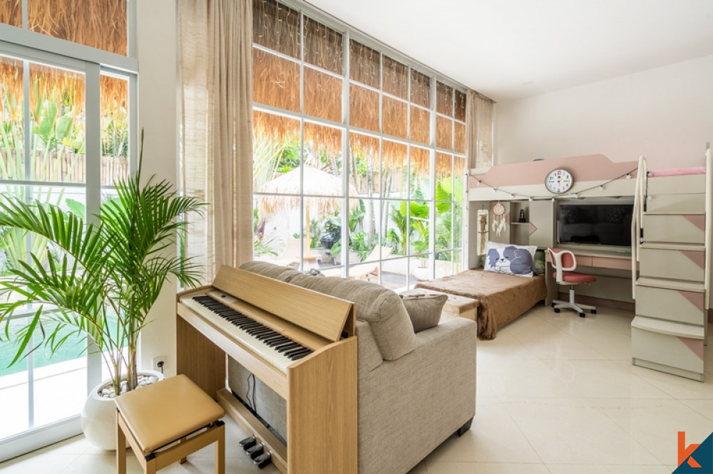 BEAUTIFUL AND COZY 2-BEDROOM VILLA IN KEROBOKAN - QUICK SALE!