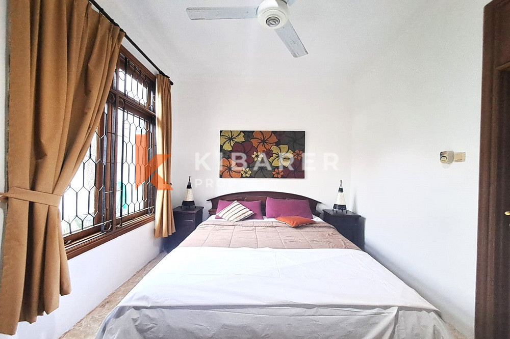 Homey Four Bedroom Classic Enclosed Living Room Villa in Kuta