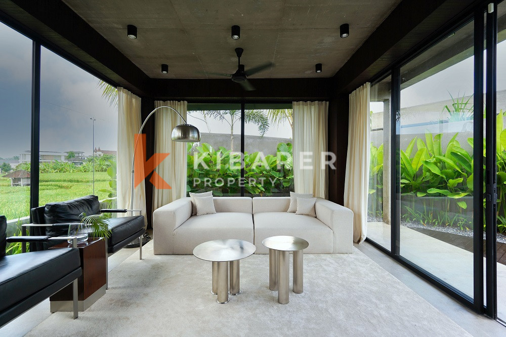 Tropical Concrete One-Bedroom Studio Enclosed Living Room Villa in Premium Area the Edge of Canggu