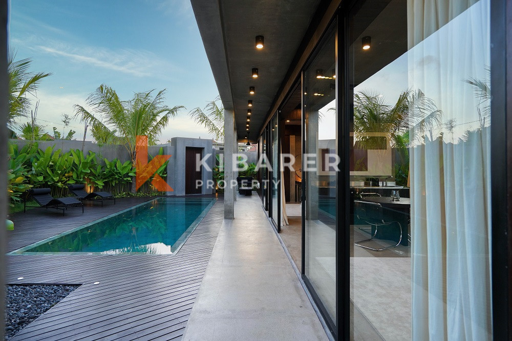 Tropical Concrete One-Bedroom Studio Enclosed Living Room Villa in Premium Area the Edge of Canggu