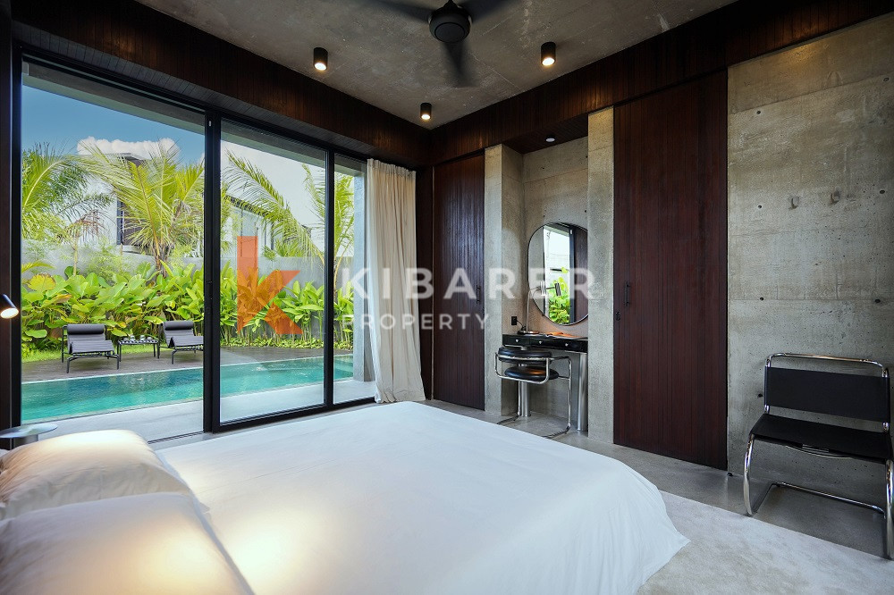 Tropical Concrete One-Bedroom Studio Enclosed Living Room Villa in Premium Area the Edge of Canggu