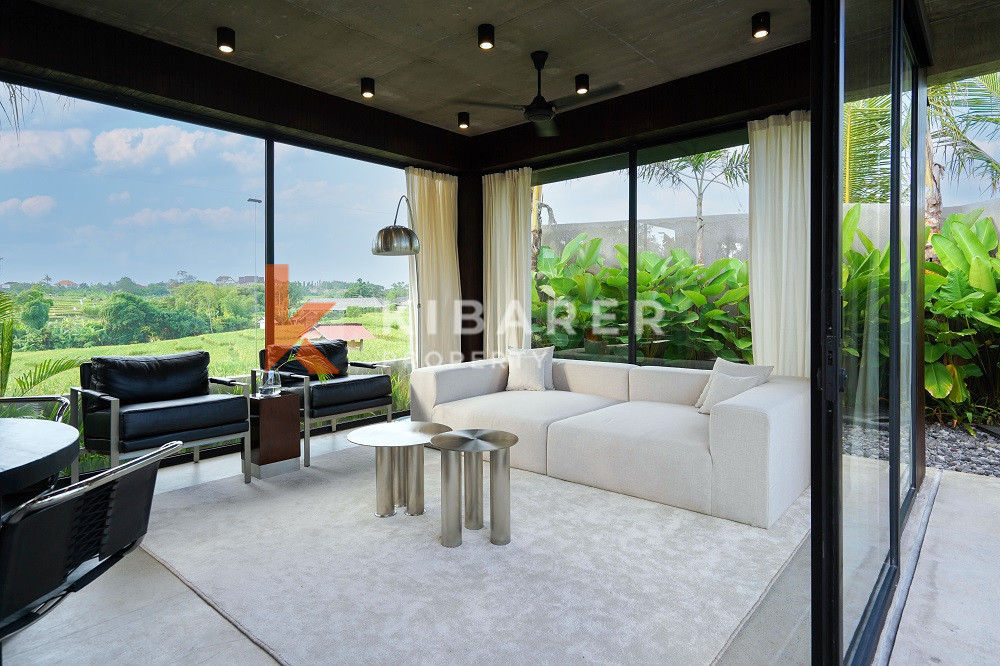 Tropical Concrete One-Bedroom Studio Enclosed Living Room Villa in Premium Area the Edge of Canggu