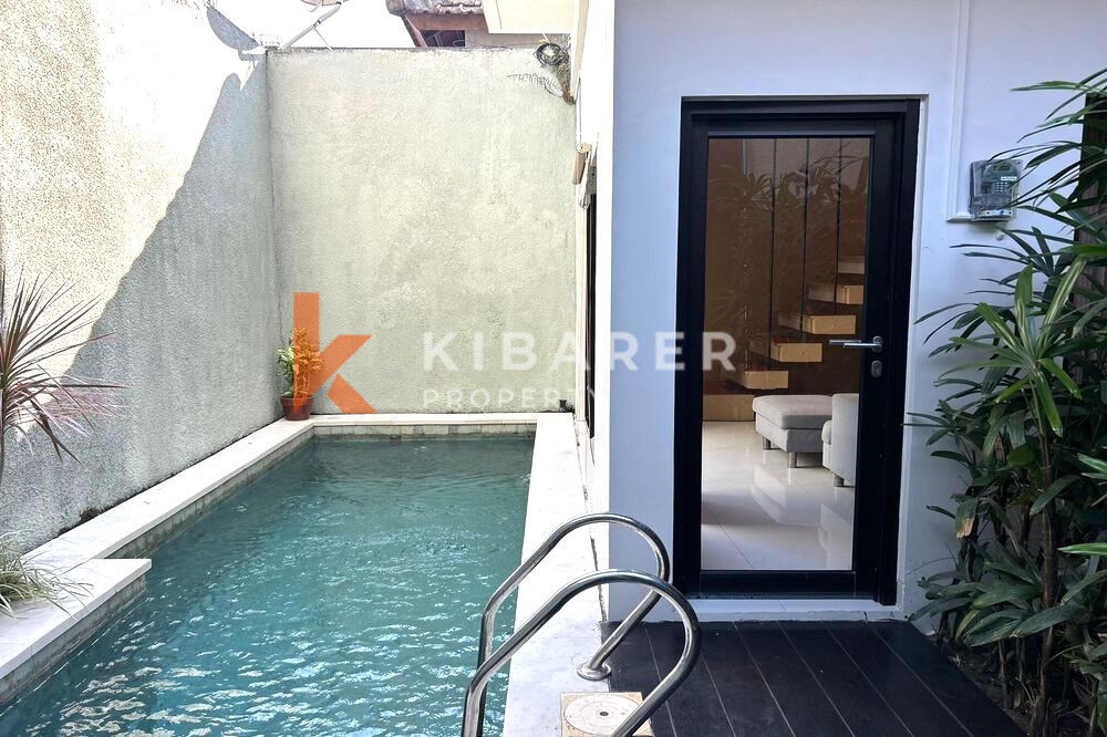 Cozy Two Bedroom Enclosed Living Room Villa with Pool in Jimbaran