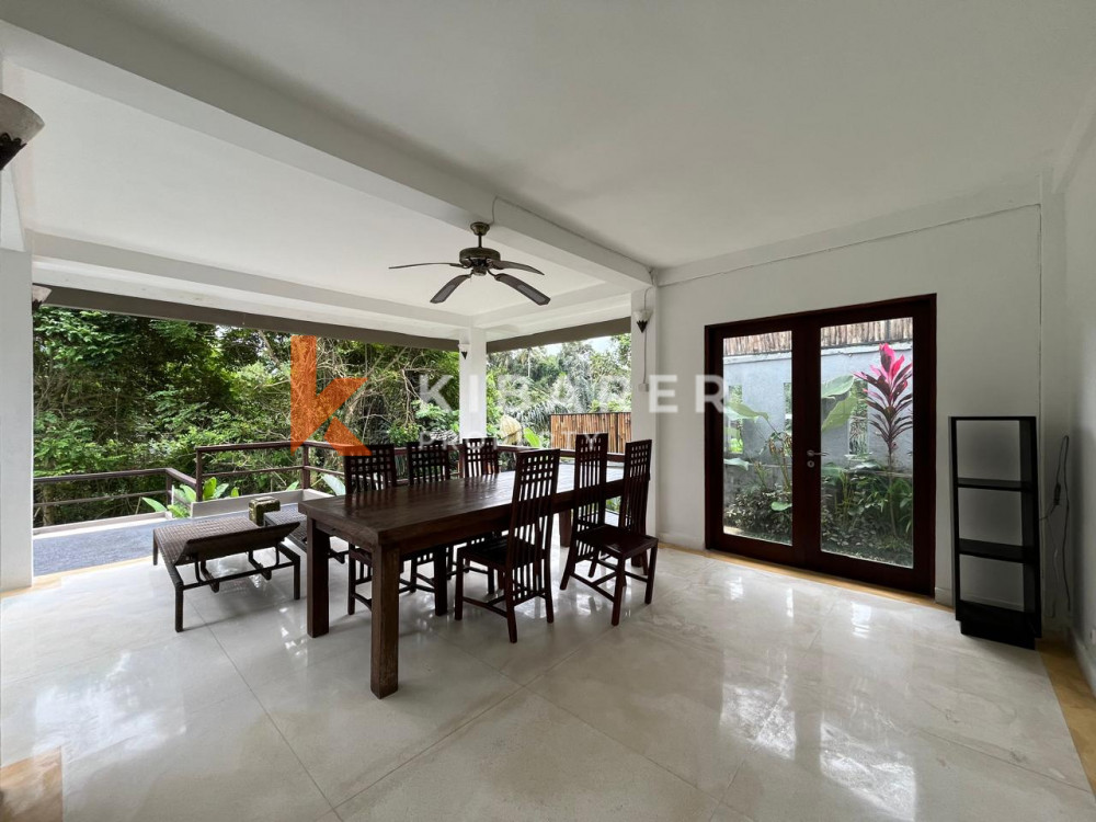 Jungle four bedrooms open living room villa in mengwi area