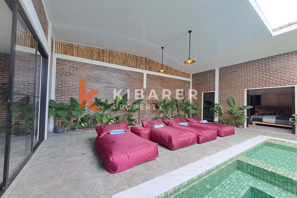 Brick-Style Brandnew Three-Bedroom Enclosed Living Room Villa in Kerobokan Area