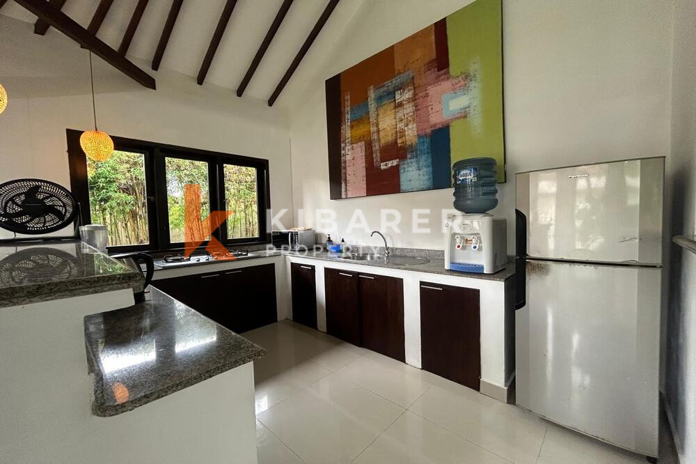 Breathtaking Three Bedroom Enclosed Living Room Classic Villa in Kerobokan