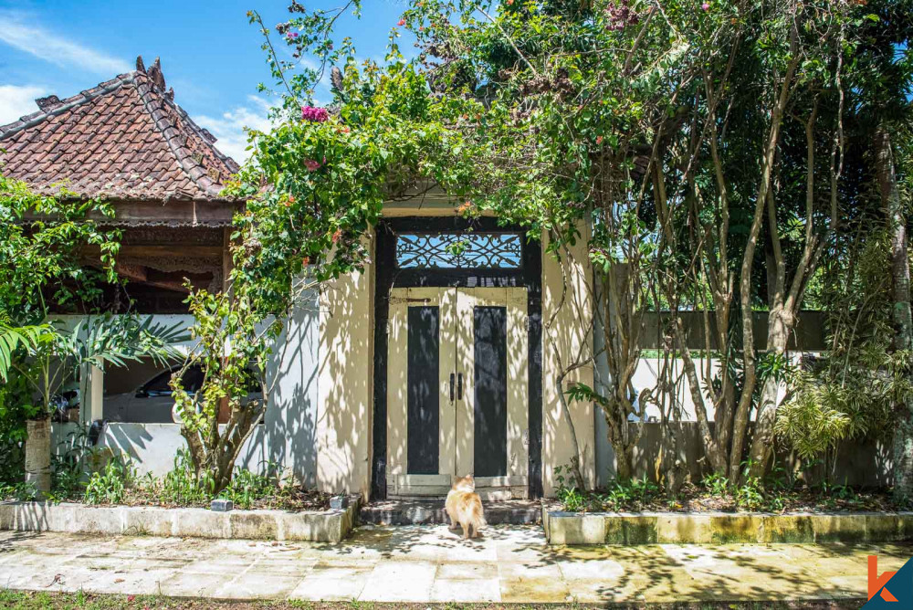 Traditional style freehold estate for sale in Jimbaran