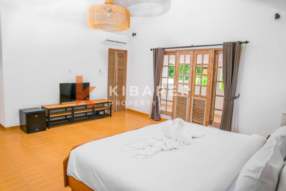 Cozy and Stunning One Bedroom Apartment Situated in Tumbak Bayuh