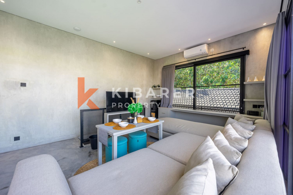 Minimalist Style One Bedroom Apartment with Sharing Pool in Canggu