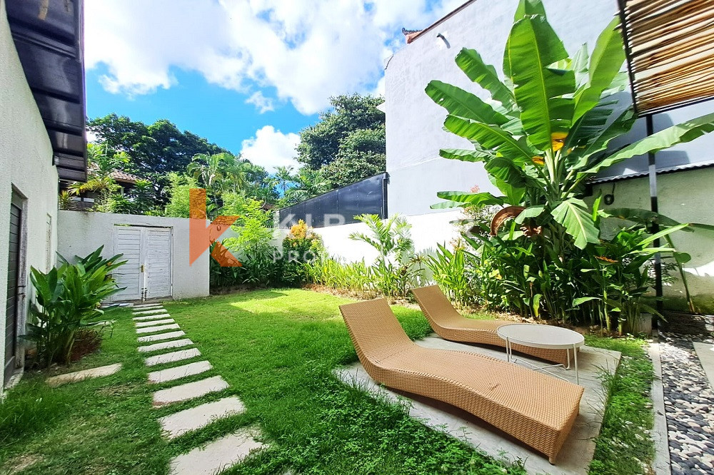 Newly Renovated Four-Bedrooms Enclosed Living Villa Situated In Seminyak Area