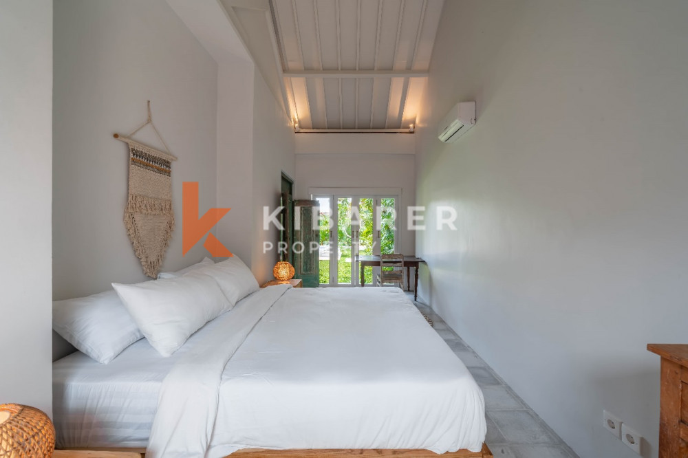 Spacious Five-bedroom Villa with Classic Indonesian Style for Rent in Canggu