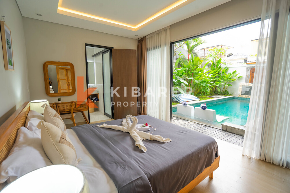 Amazing Three Bedroom Enclosed Living Contemporary Villa with Jacuzzi in Ungasan