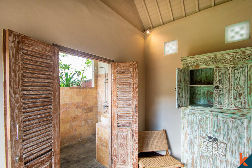 Belle villa de quatre chambres à louer avec vue sur les rizières à Babakan