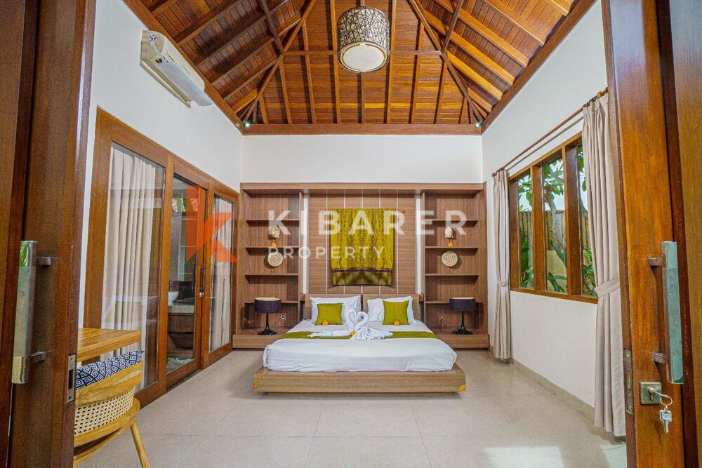 Cozy Three Bedrooms Enclosed Living Room Villa in Berawa (Available on January 11th, 2025)