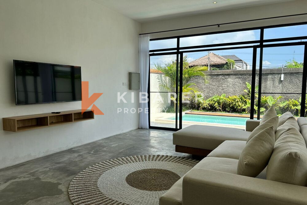 Delight Three Bedroom Enclosed Living Tropical Villa Situated in Canggu