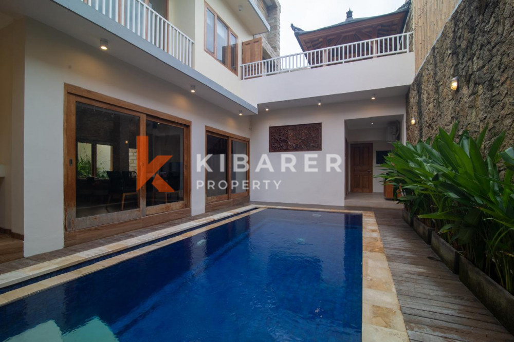 Luxury Three-bedroom Villa with Enclosed Living for Rent in Canggu