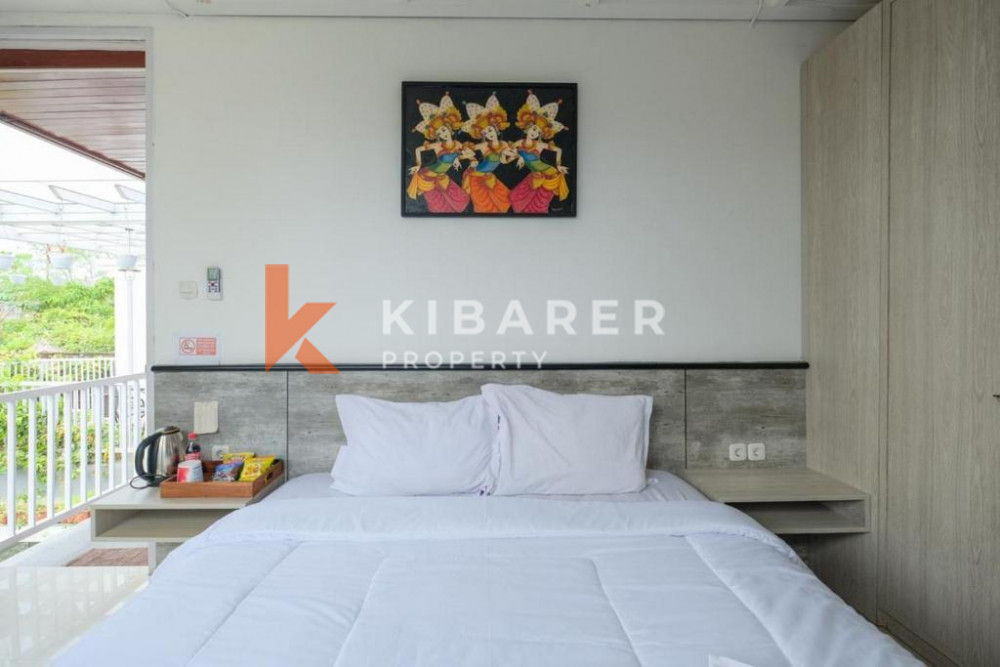 Spacious Five-bedroom Villa with Enclosed Living for Rent in Jimbaran