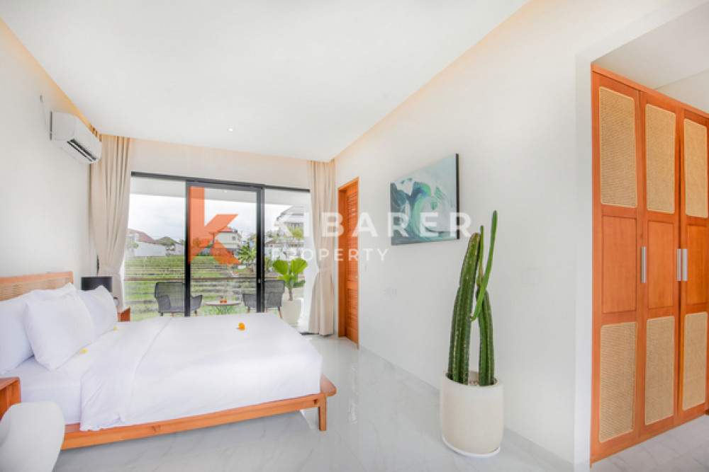 Chic Villa with Two-bedroom and Enclosed Living for Rent in Canggu