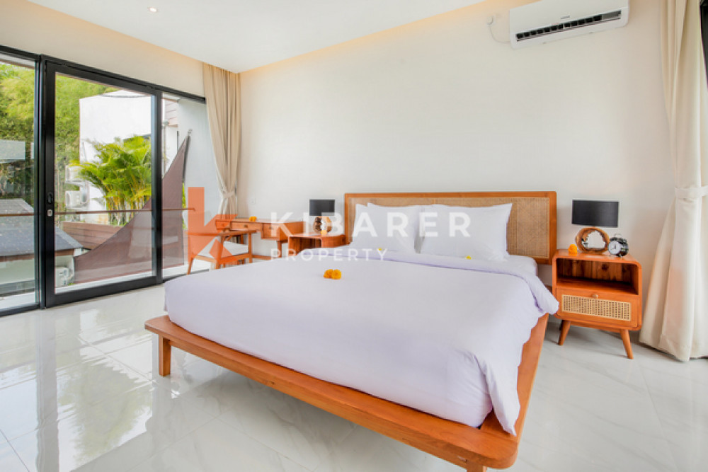 Chic Villa with Two-bedroom and Enclosed Living for Rent in Canggu