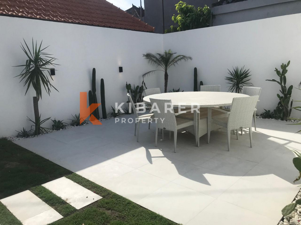 Luxurious White Villa with Three-bedrooms for Rent in Kerobokan