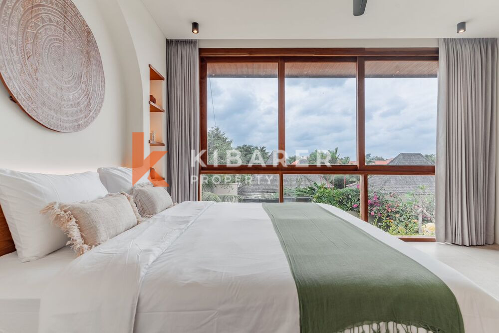 Charming Three-Bedroom Enclosed Living Scandi Chic Villa in Canggu