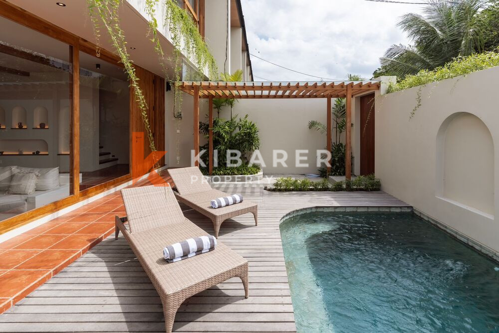 Charming Three-Bedroom Enclosed Living Scandi Chic Villa in Canggu