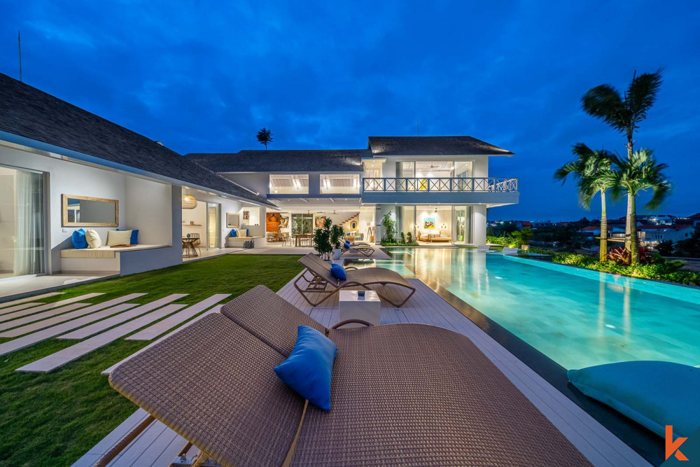 Gorgeous modern four bedroom villa for lease in desirable Canggu area