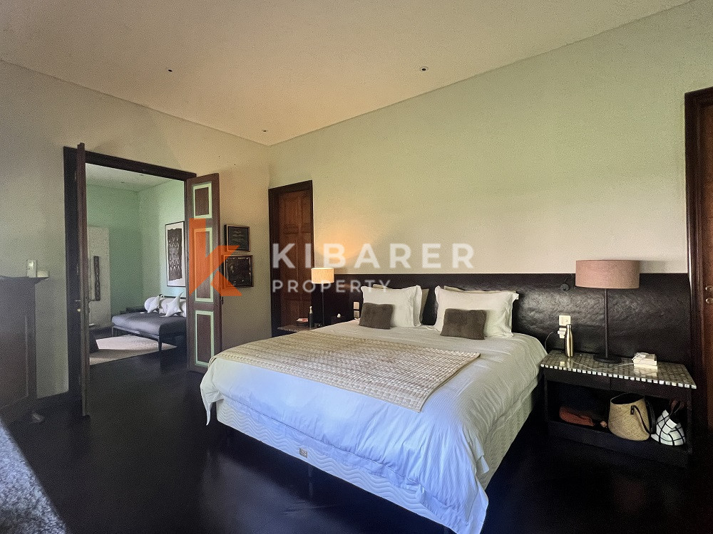 Luxury High-End Four Elegant Bedrooms Villa Located in Sanur