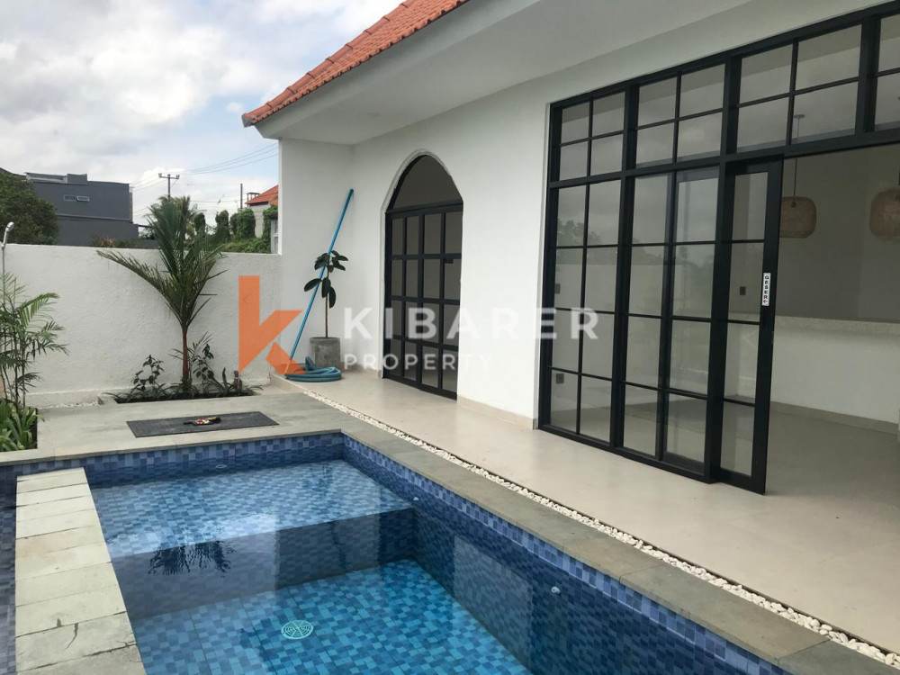 Semi Furnished Paddy Field View Villa with Two-bedroom and Enclosed Living for Rent In Nyanyi