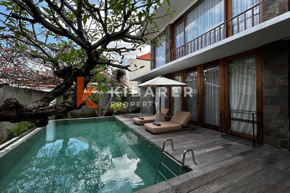 Villa tropicale confortable de deux chambres à coucher ouverte à Seminyak