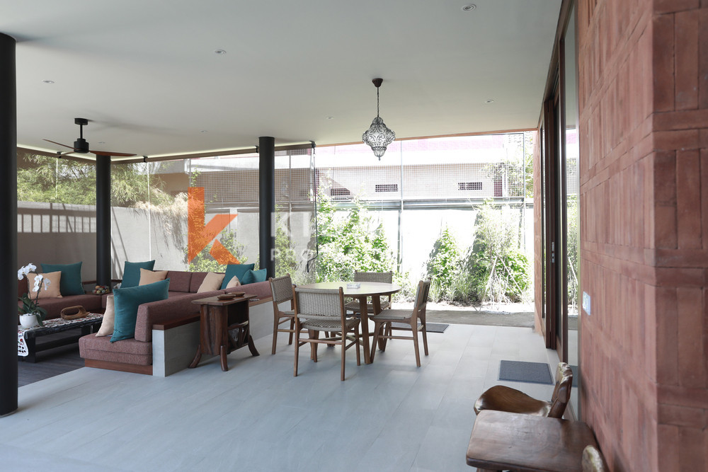 Brand New Stunning Four-Bedroom Enclosed Living Luxury Villa Walking distance to Jimbaran Beach