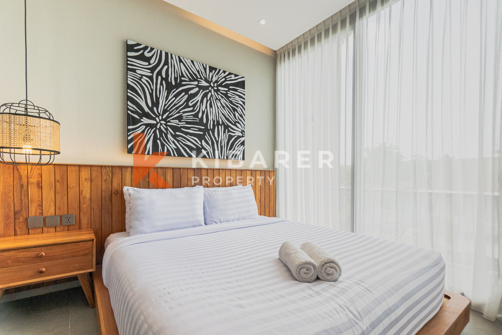 Stylish Two-Bedroom Contemporary Shared Pool Penthouse Located in Seminyak