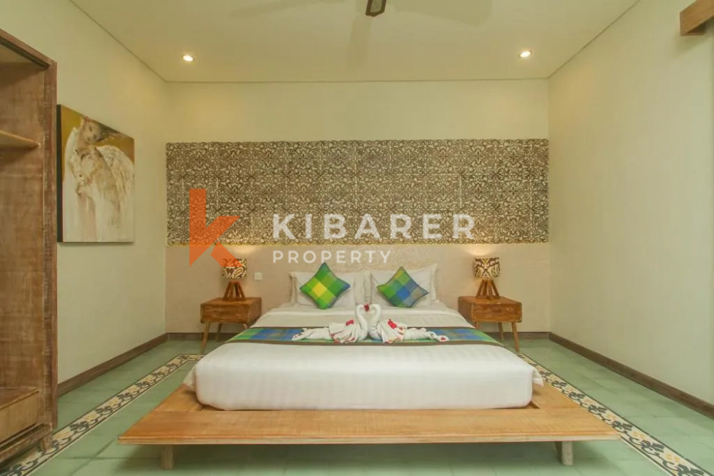 Beach Breeze Villa dengan Satu Kamar Tidur dan Ruang Tamu Tertutup di Sanur