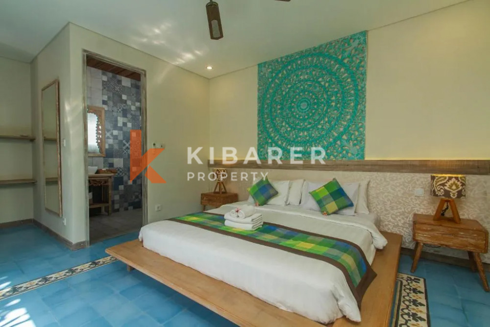 Contemporer Villa Comes with Two-Bedroom and Enclosed Living in Sanur