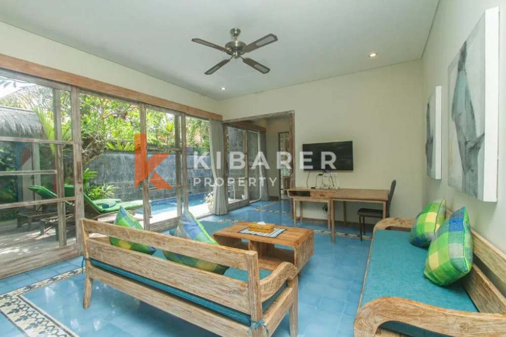 Contemporer Villa Comes with Two-Bedroom and Enclosed Living in Sanur