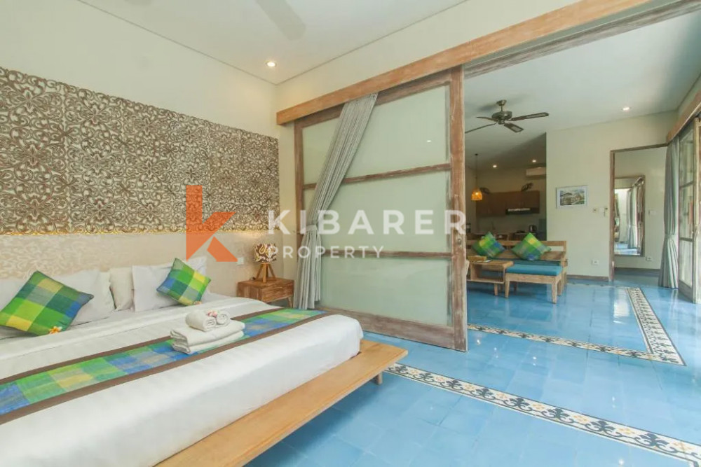 Contemporer Villa Comes with Two-Bedroom and Enclosed Living in Sanur